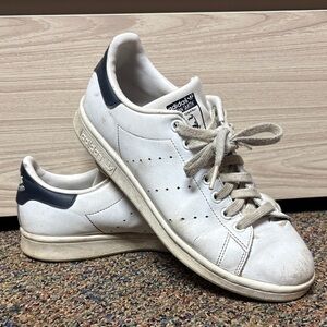 Adidas Men's White and Navy Sneakers